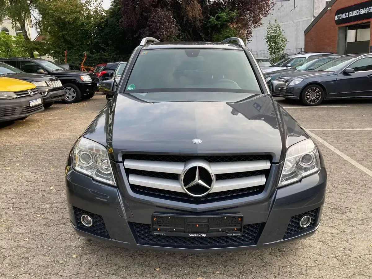 Gebraucht Mercedes GLK220 Sport 170 PS (125 kW) 2011 Grau SUV