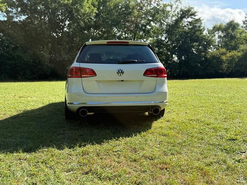 Gebraucht VW Passat Exclusive 299 PS (219 kW) 2014 Weiß Kombi