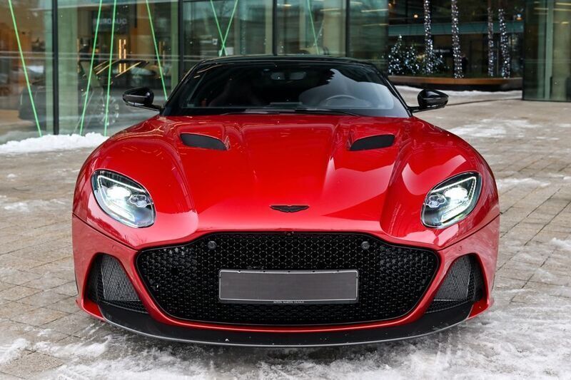 Gebraucht Aston Martin DBS 725 PS (533 kW) 2022 Rot