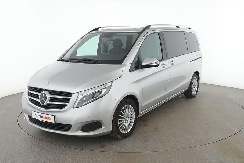 Silber Gebraucht 2018 Mercedes V250 Edition Van / Kleinbus | 35.000 € (Superpreis) - Bild 1/3