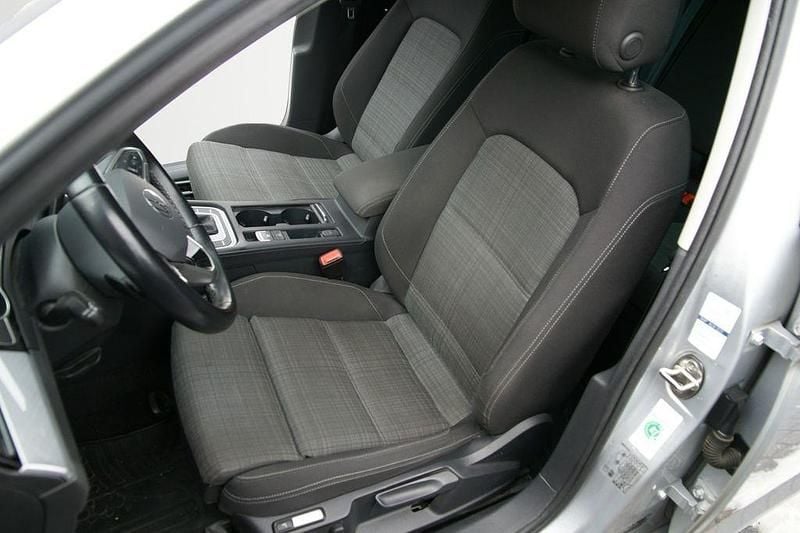 Gebraucht VW Passat Business 200 PS (147 kW) 2021 Silber Kombi