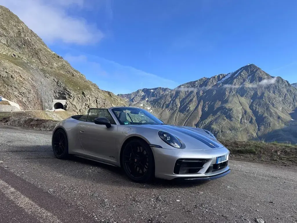 Gebraucht Porsche 992 480 PS (353 kW) 2024 Silber Cabrio