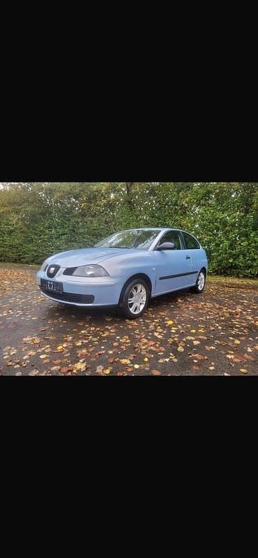 Gebraucht Seat Ibiza 75 PS (55 kW) 2004 Blau Kleinwagen
