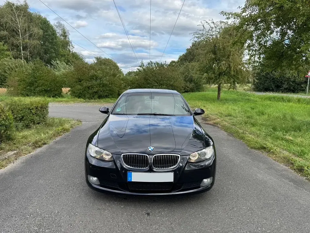 Gebraucht BMW 325 Cabriolet Performance 197 PS (144 kW) 2008 Schwarz Cabrio