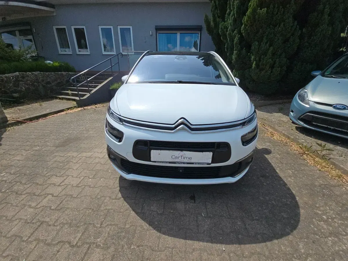 Gebraucht Citroën Grand C4 Picasso Shine 120 PS (88 kW) 2018 Weiß Van / Kleinbus