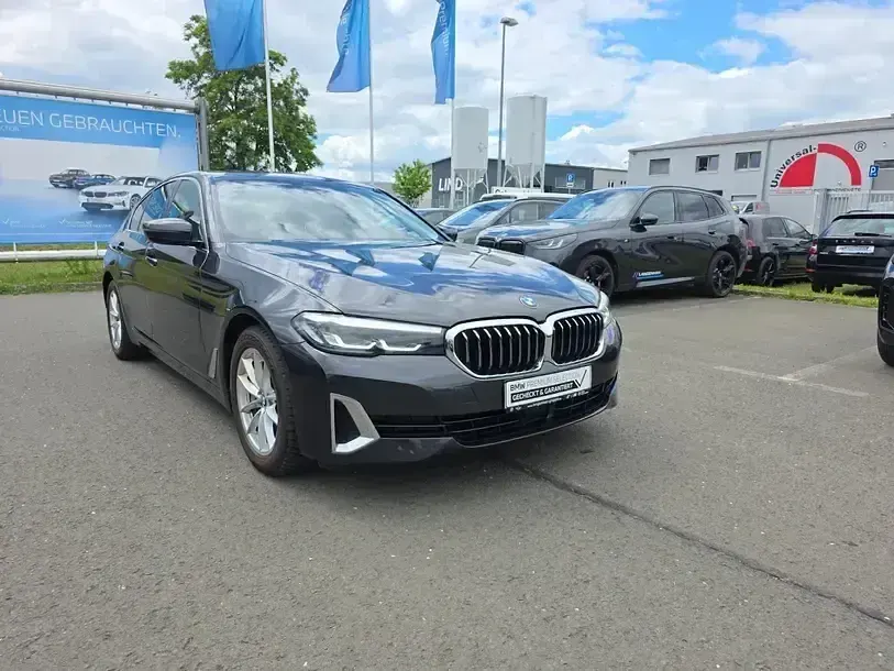 Gebraucht BMW 530 Efficient Dynamics 286 PS (210 kW) 2023 Grau Limousine
