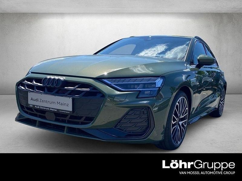 Gebraucht Audi A3 S-Line 150 PS (110 kW) 2025 Grün Limousine