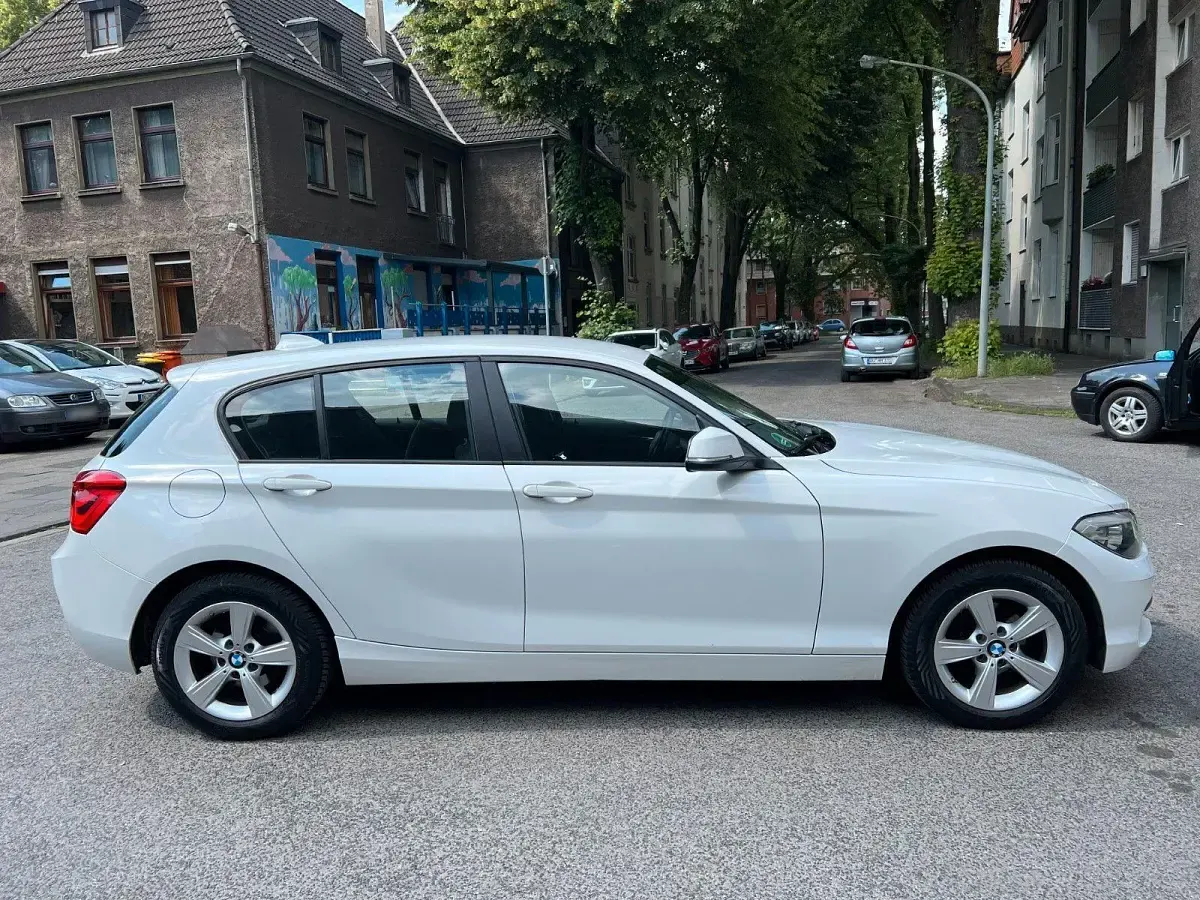 Gebraucht BMW 116 109 PS (80 kW) 2016 Weiß Kleinwagen