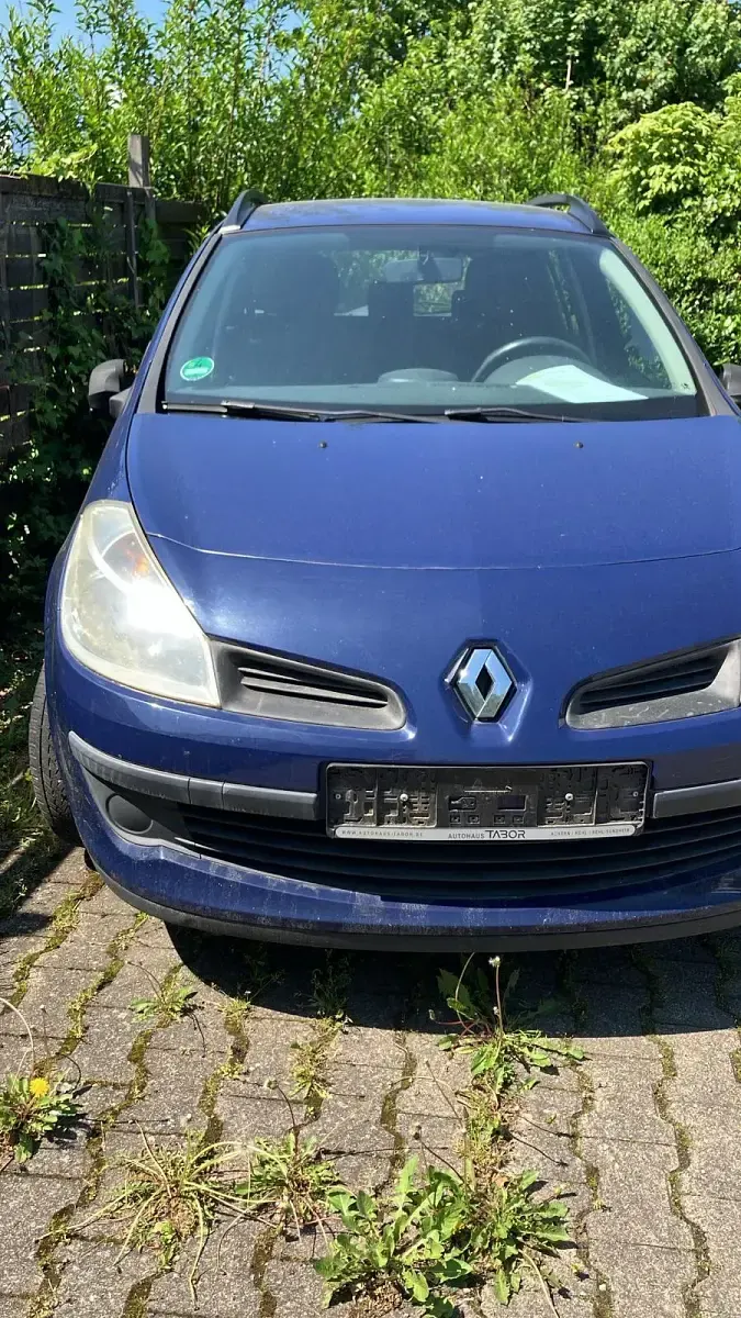 Gebraucht Renault Clio GrandTour Authentique 75 PS (55 kW) 2008 Blau Kombi