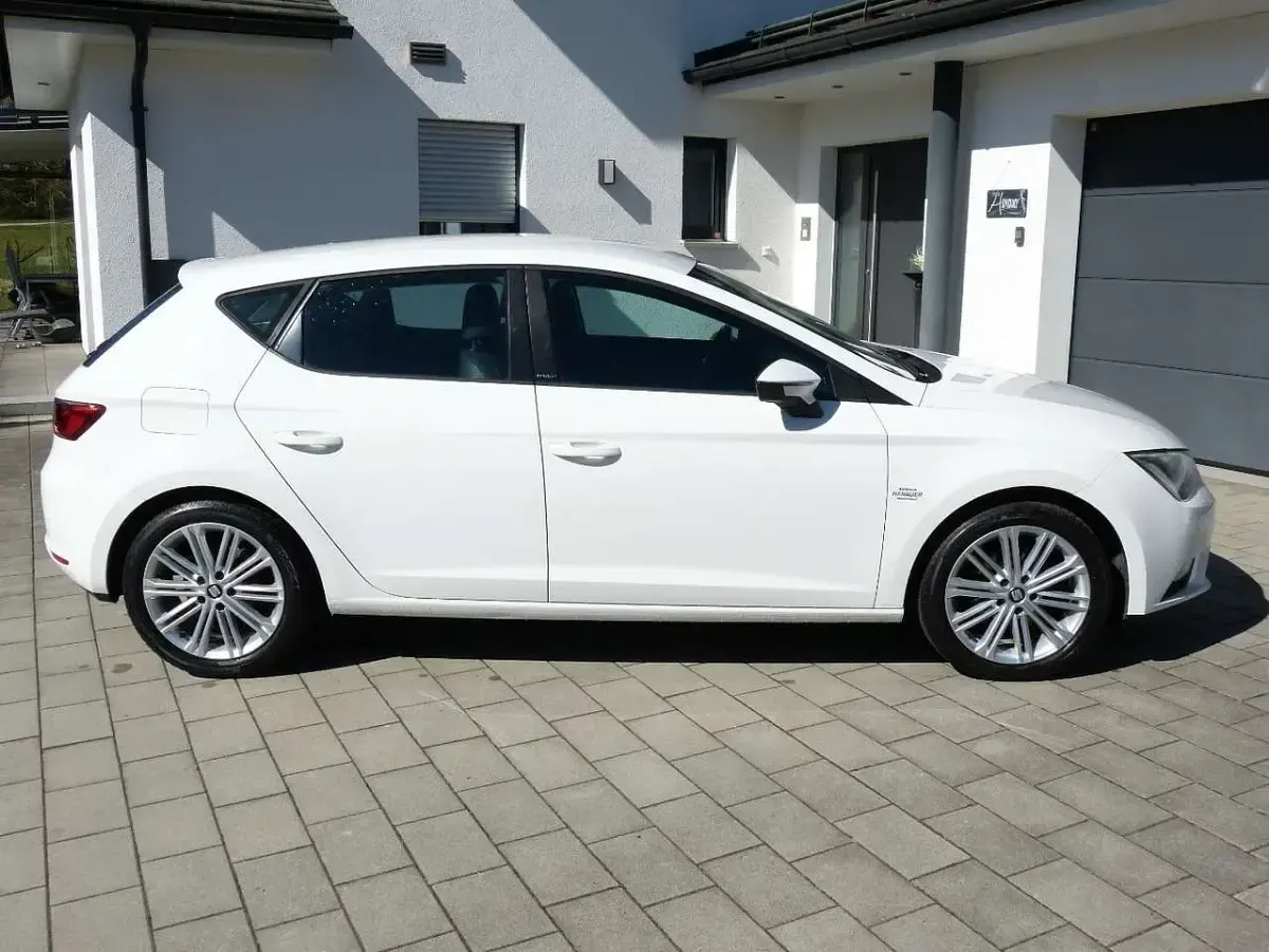 Usata Seat Leon I-Tech 125 CV (91 kW) 2015 Bianco Berlina