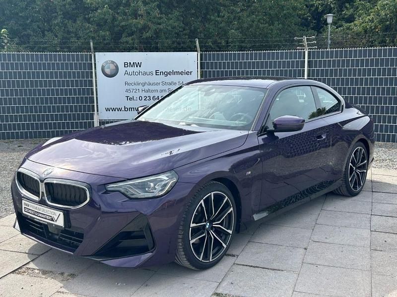 Violett Gebraucht 2024 BMW 220 M Sport Coupé | 37.890 € (Fairer Preis) - Bild 1/3