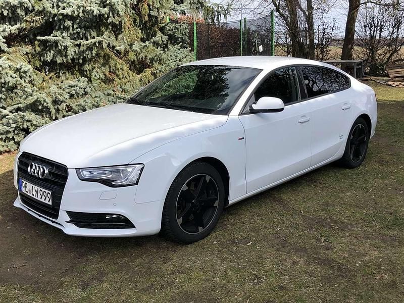 Gebraucht Audi A5 S-Line 170 PS (125 kW) 2012 Weiß Coupé