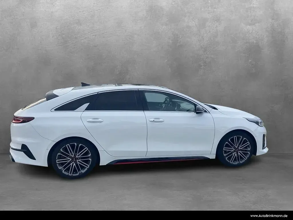 Gebraucht Kia ProCeed GT 204 PS (150 kW) 2020 (hw2) deluxeweiss met. Kombi