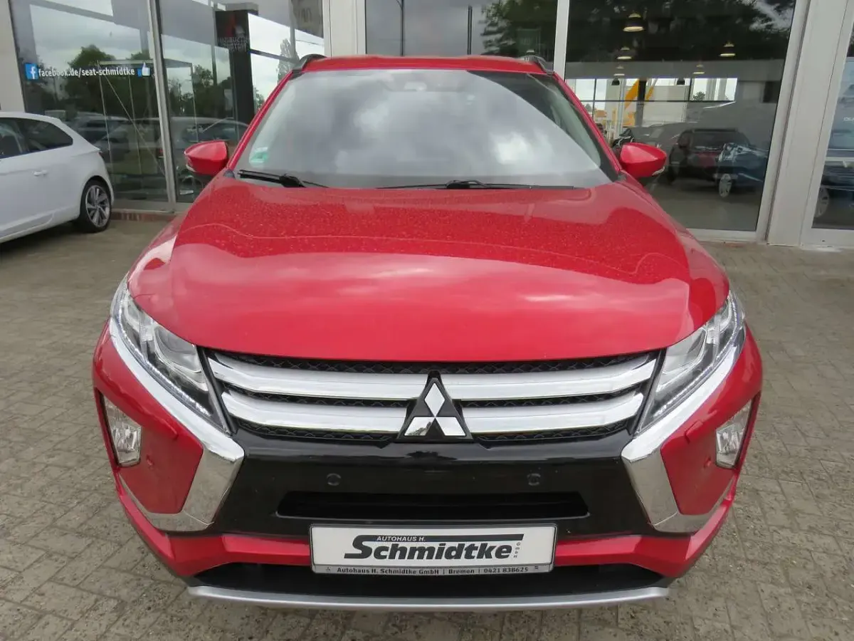 Gebraucht Mitsubishi Eclipse Cross Edition 163 PS (119 kW) 2018 Dynamik rot (d) SUV