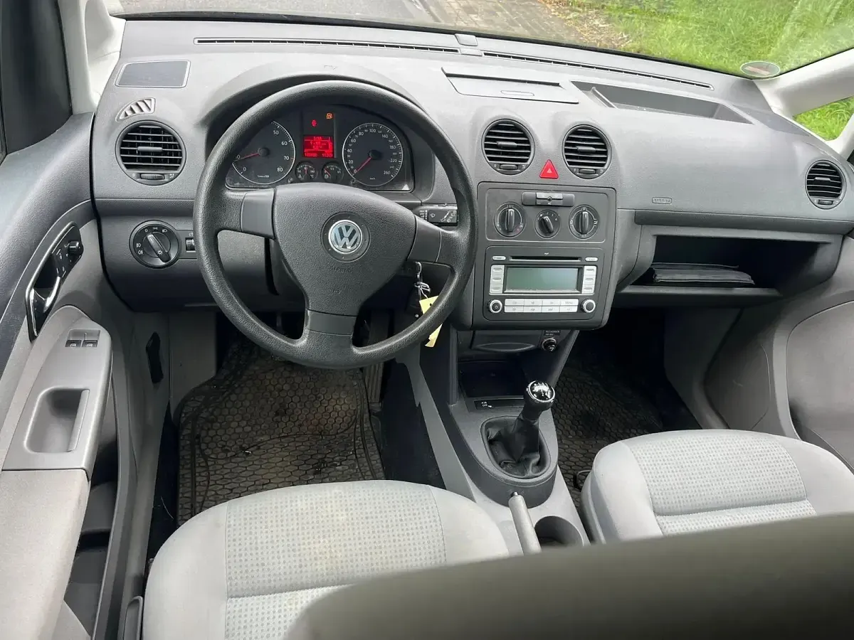 Gebraucht VW Caddy 109 PS (80 kW) 2008 Schwarz Van / Kleinbus