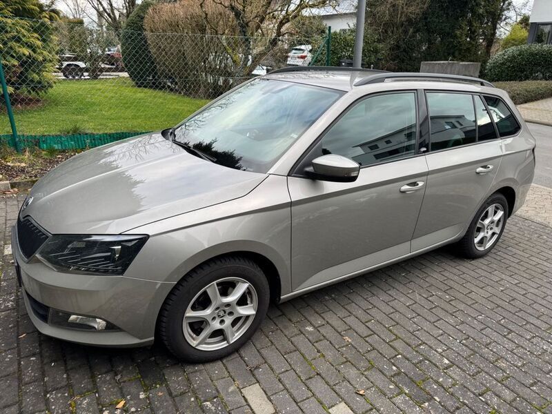 Beige Gebraucht 2015 Skoda Fabia Kombi | 7.750 € (Superpreis) - Bild 1/4