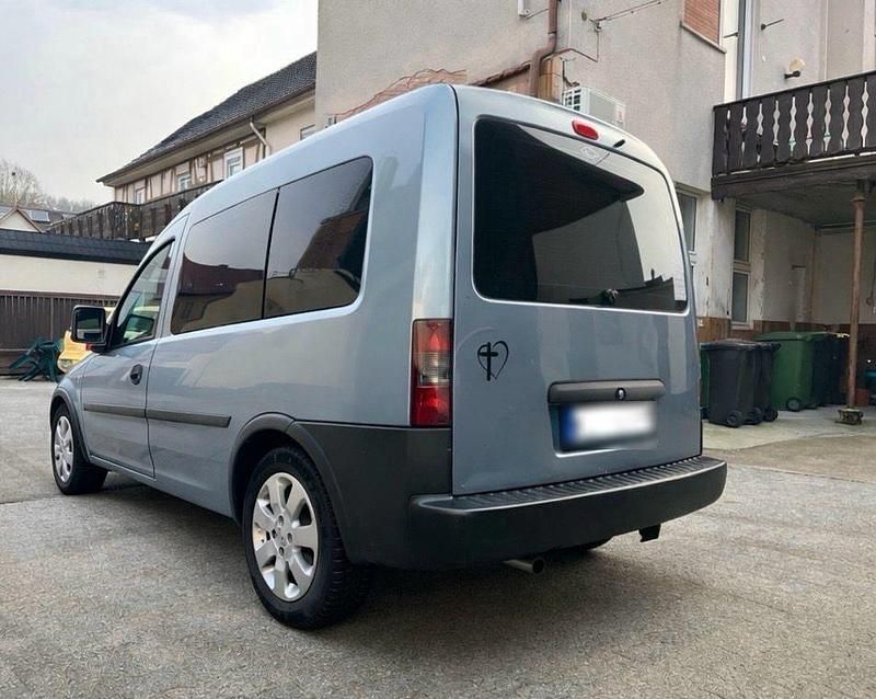 Gebraucht Opel Combo 90 PS (66 kW) 2006 Blau Van / Kleinbus