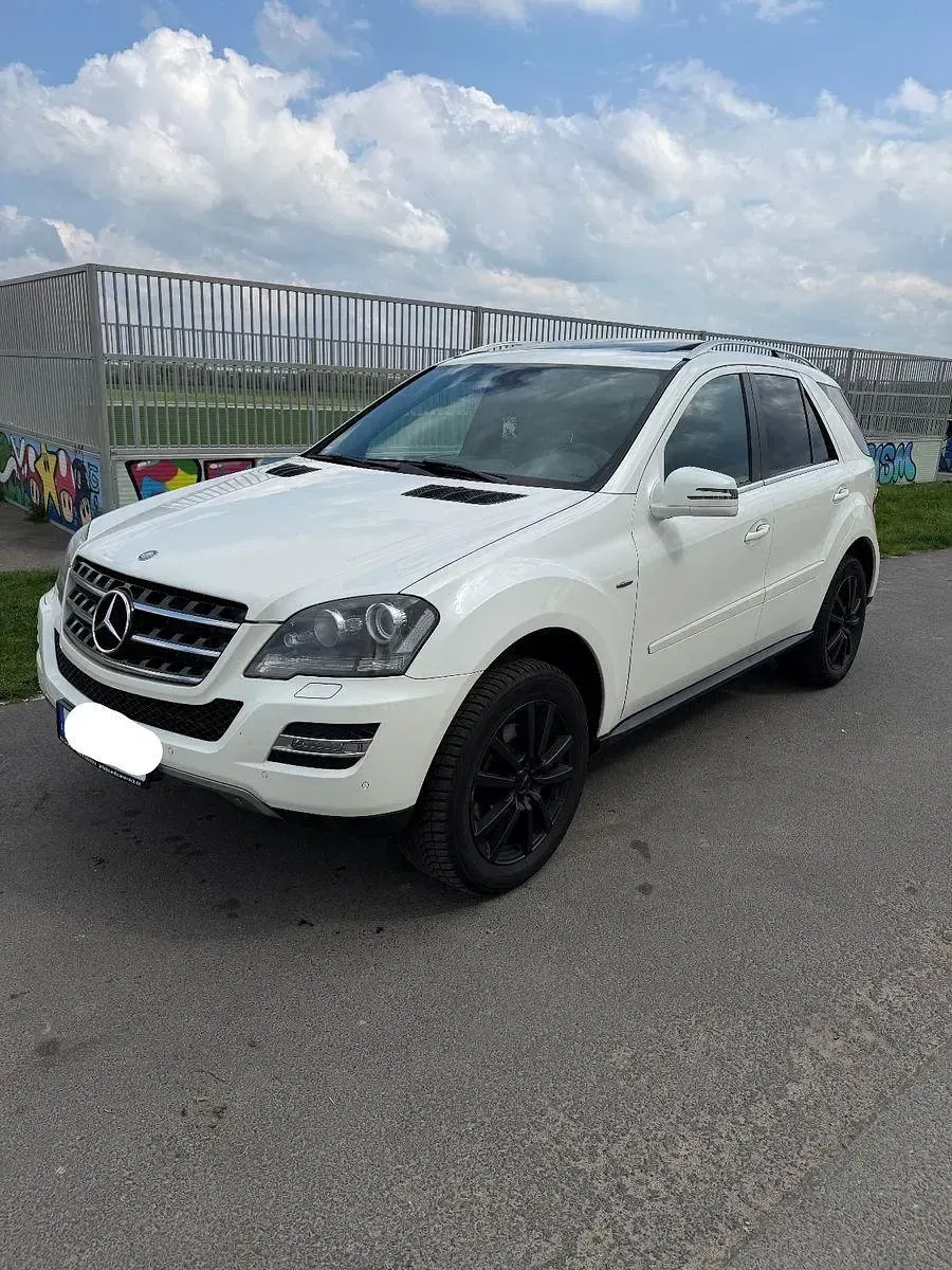 Gebraucht Mercedes ML350 231 PS (169 kW) 2010 Weiß SUV