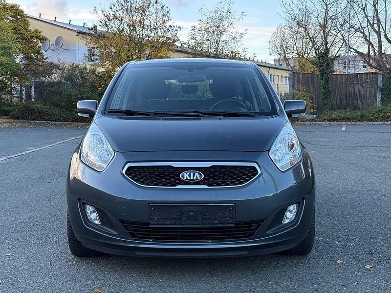 Grau Gebraucht 2014 Kia Venga Spirit Kleinwagen | 5.900 € (Fairer Preis) - Bild 1/4