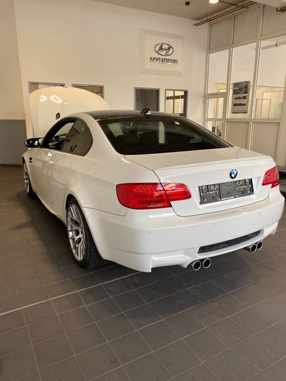 Weiß Gebraucht 2012 BMW M3 Performance Coupé | 64.990 € (Fairer Preis) - Bild 1/4