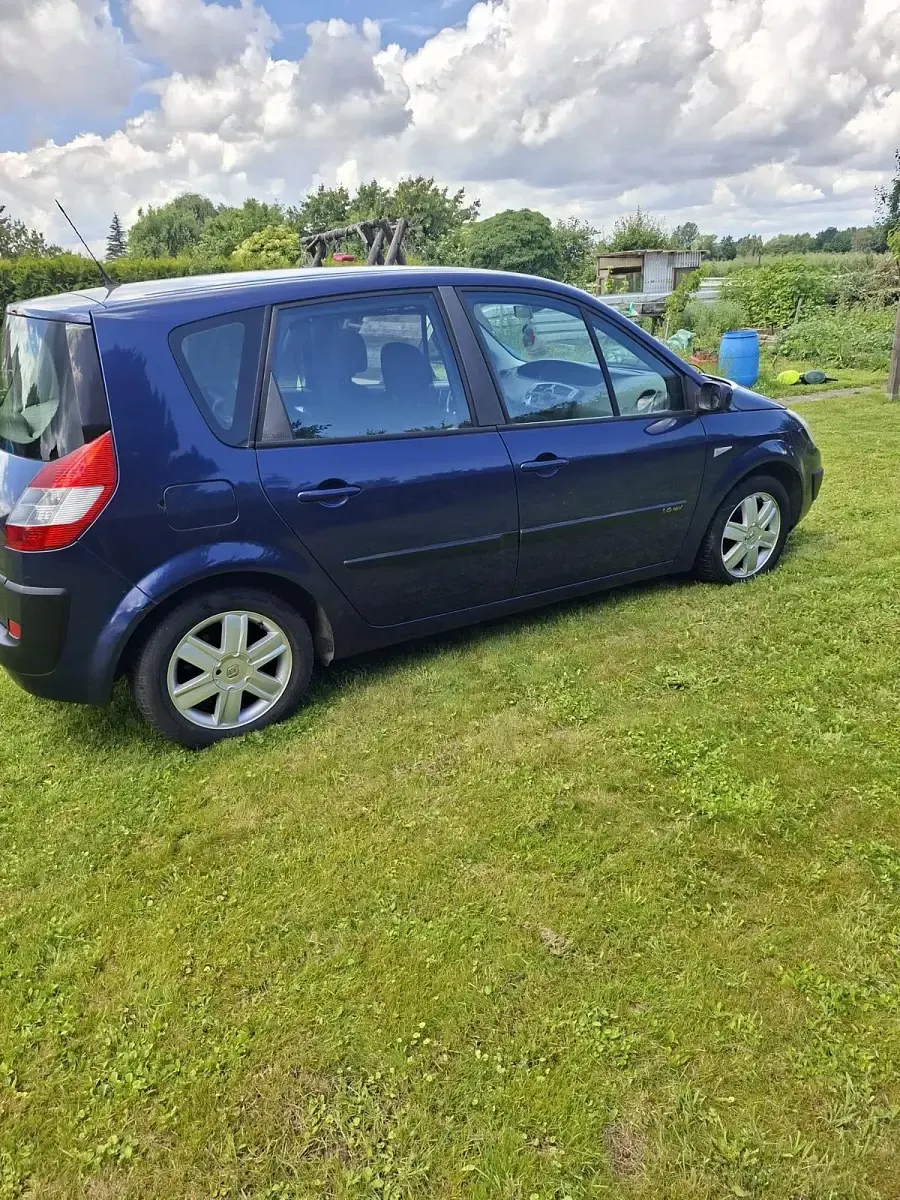 Gebraucht Renault Mégane 113 PS (83 kW) 2005 Blau Limousine