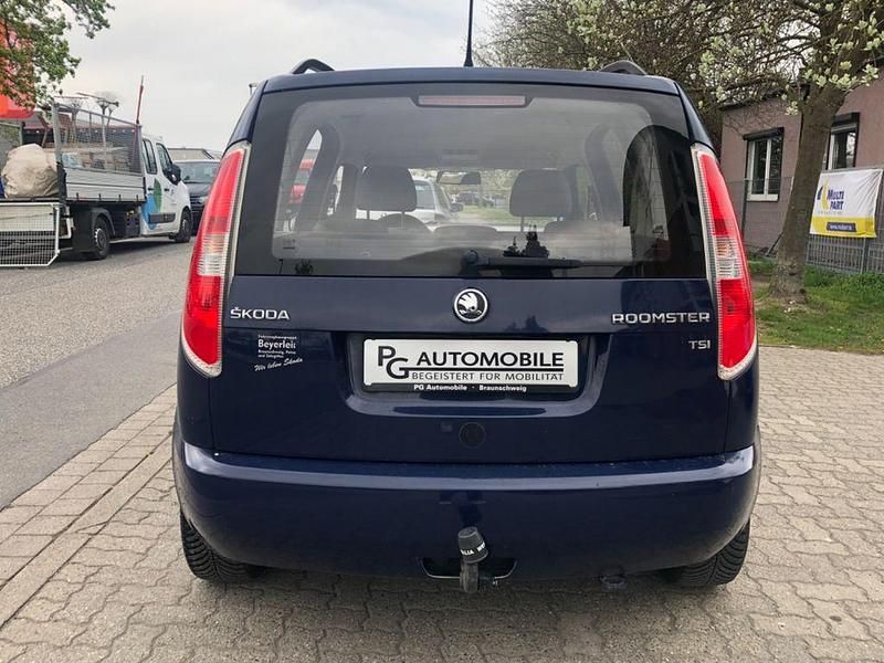Gebraucht Skoda Roomster Plus Edition 86 PS (63 kW) 2013 Blau Van / Kleinbus