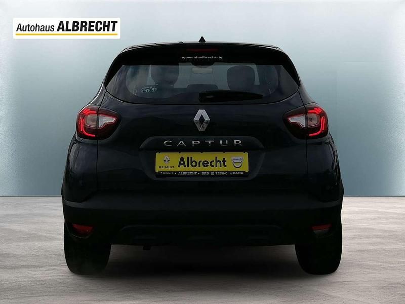 Gebraucht Renault Captur Experience 90 PS (66 kW) 2018 Blue rpe + black gne SUV