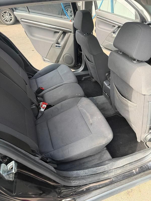 Gebraucht Opel Signum 155 PS (114 kW) 2004 Schwarz Kleinwagen