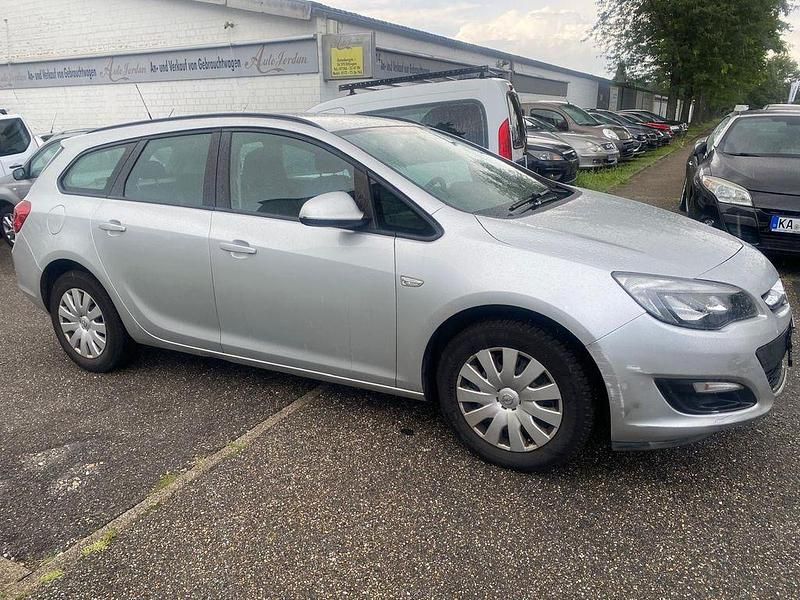 Gebraucht Opel Astra Style 110 PS (80 kW) 2014 Silber Kombi