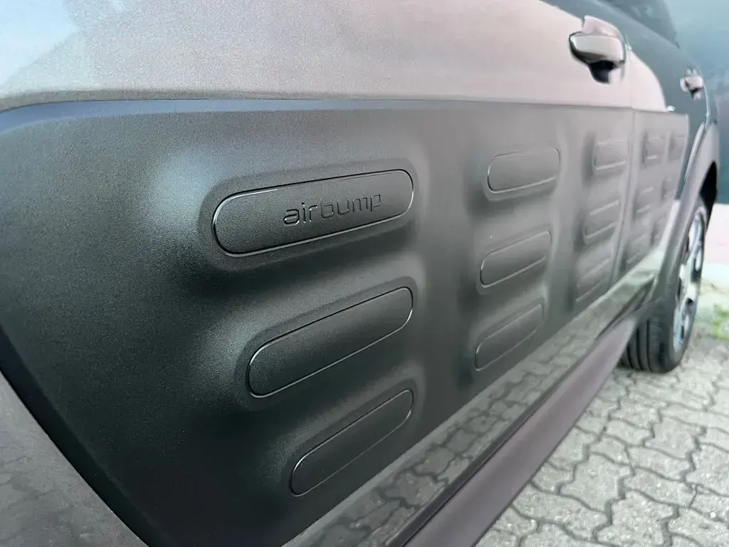 Gebraucht Citroën C4 Shine 110 PS (80 kW) 2018 Grau SUV