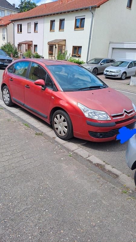 Gebraucht Citroën C4 109 PS (80 kW) 2006 Rot Limousine