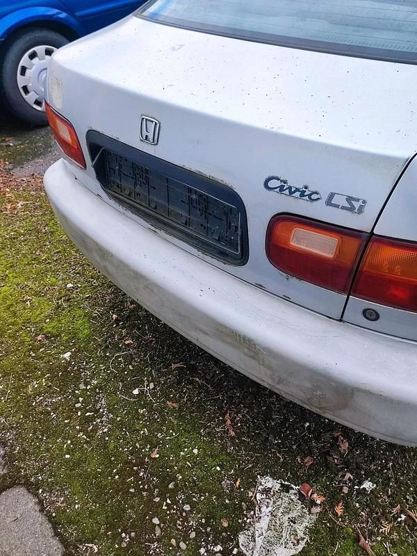 Gebraucht Honda Civic 90 PS (66 kW) 1992 Silber Limousine