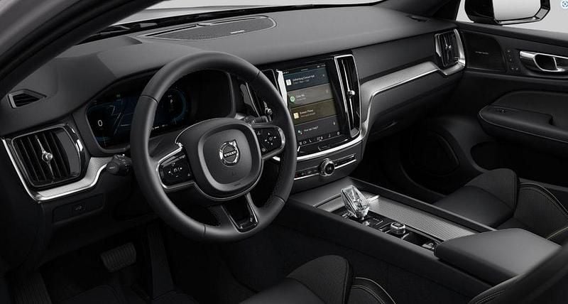 Neu Volvo V60 Plus 197 PS (144 kW) 2025 Vapour grey / metallic Kombi