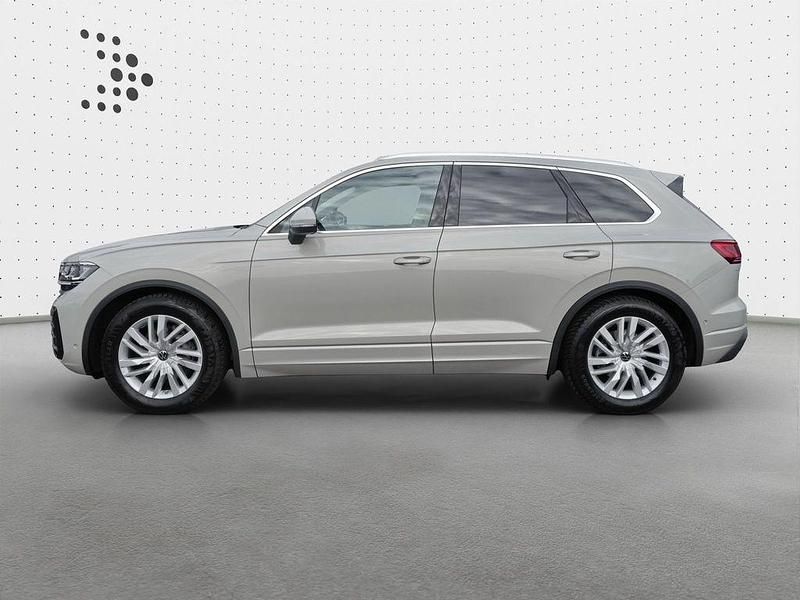 Gebraucht VW Touareg Elegance 231 PS (169 kW) 2025 Sechura beige metallic SUV