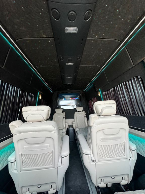 Gebraucht Mercedes Sprinter 2024 Schwarz Van