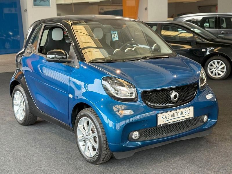 Blau Gebraucht 2016 Smart ForTwo Coupé Coupé | 14.350 € (Fairer Preis) - Bild 1/4