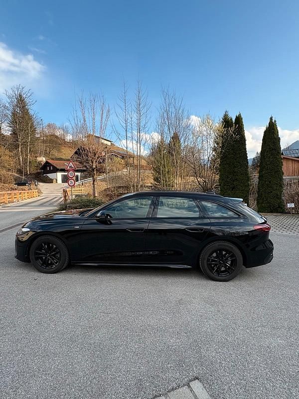 Gebraucht Audi A5 S-Line 2025 Schwarz Kombi