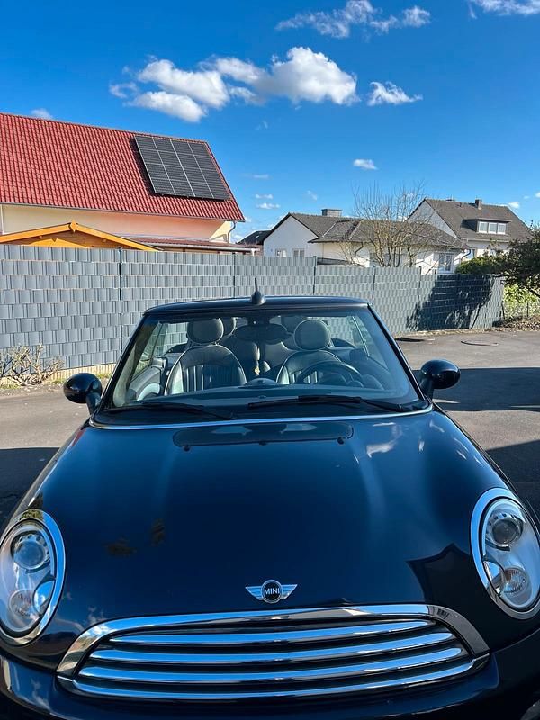Gebraucht Mini Cooper Cabriolet 122 PS (89 kW) 2012 Blau Cabrio