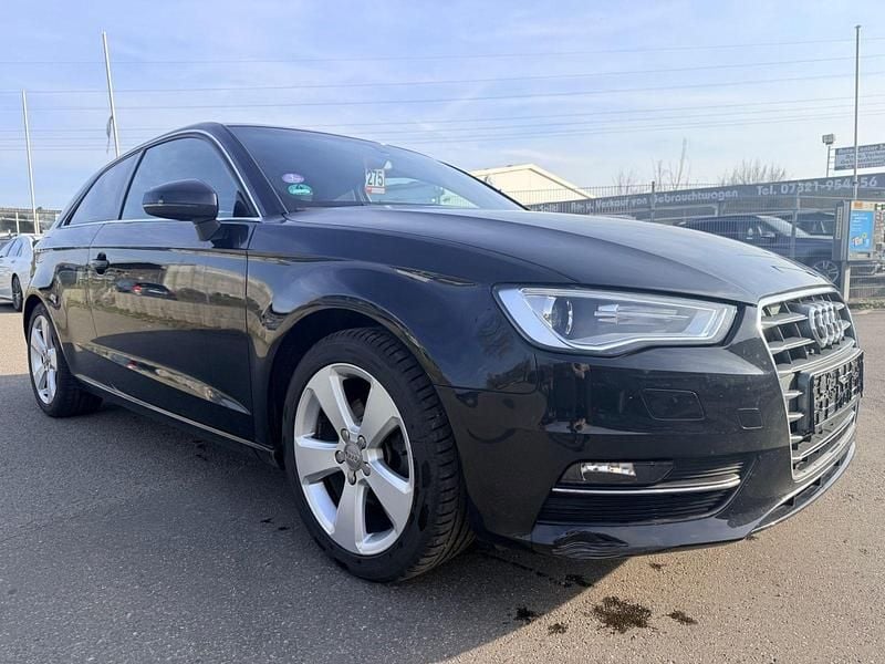 Gebraucht Audi A3 Ambition 140 PS (102 kW) 2014 Schwarz Limousine