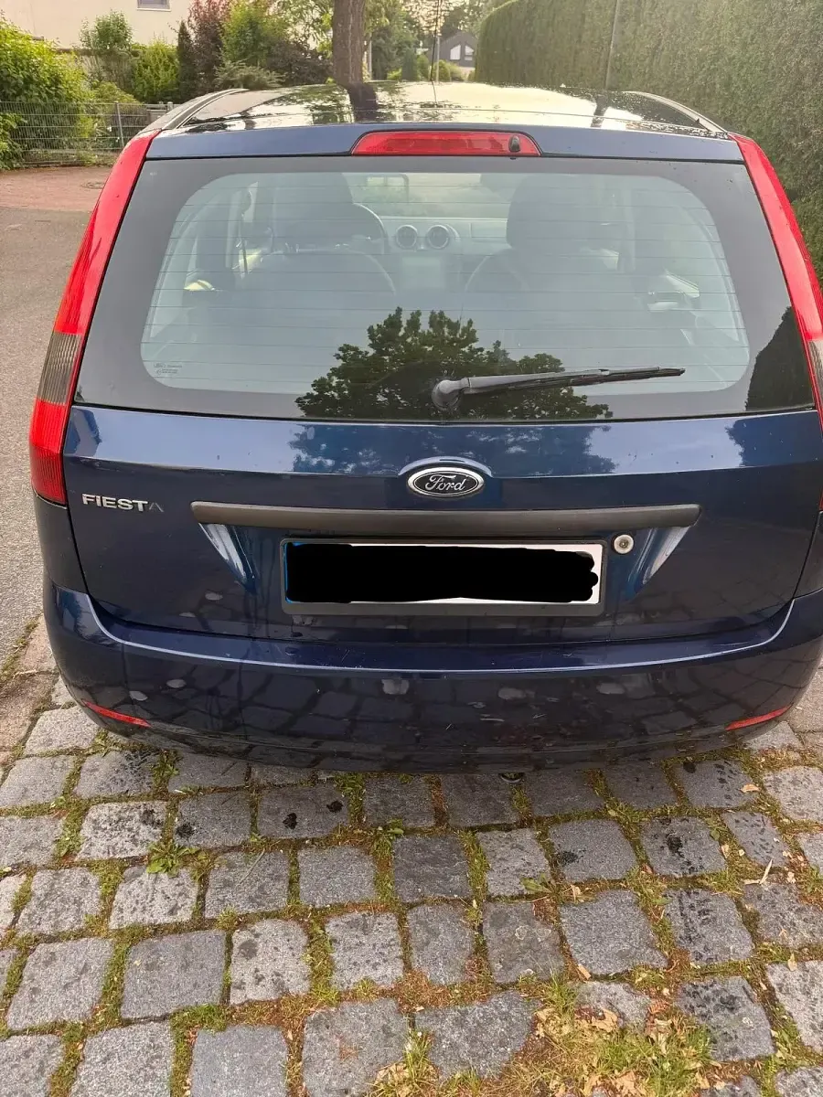 Gebraucht Ford Fiesta 80 PS (58 kW) 2005 Blau Kleinwagen