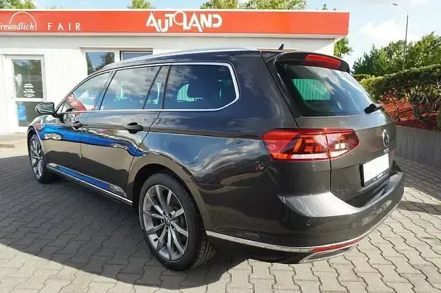Gebraucht VW Passat GTE 218 PS (160 kW) 2021 Grau Kombi