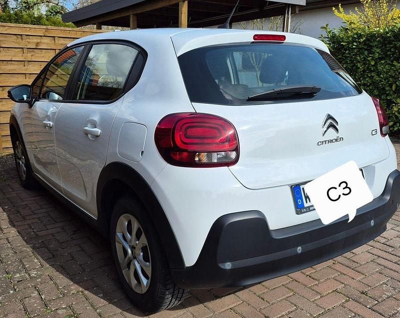 Gebraucht Citroën C3 Feel 83 PS (61 kW) 2018 Weiß Kleinwagen