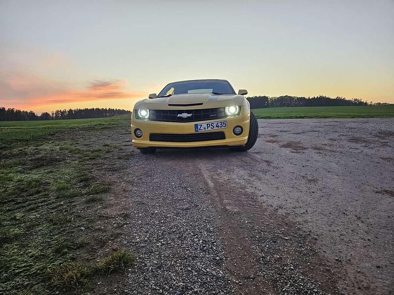 Gebraucht Chevrolet Camaro 405 PS (297 kW) 2013 Gelb Cabrio
