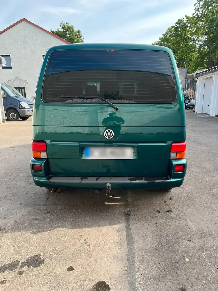 Gebraucht VW Multivan 102 PS (75 kW) 1996 Grün Van / Kleinbus