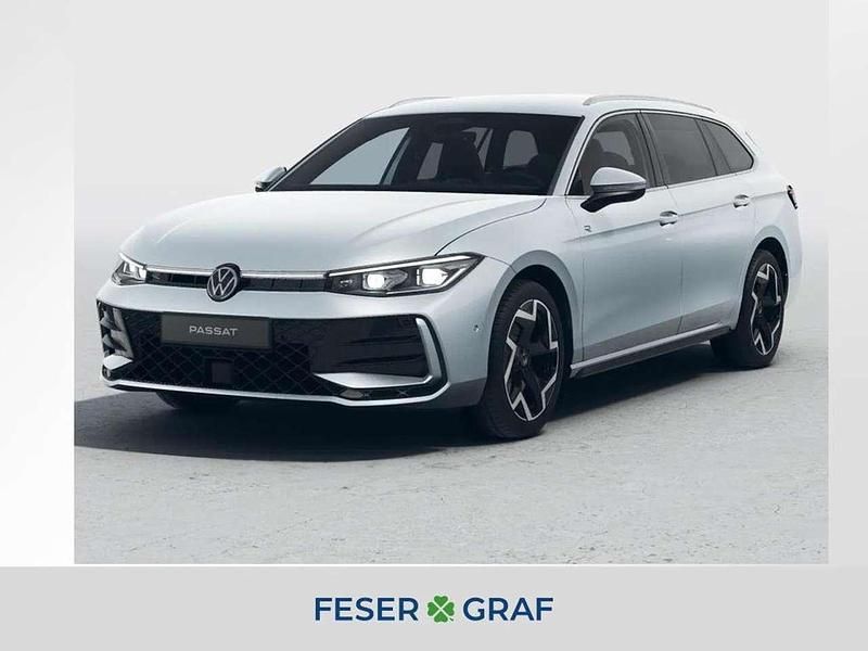 Oyster silver metallic Neu 2025 VW Passat IQ Drive Kombi | 56.590 € (Etwas zu teuer) - Bild 1/4
