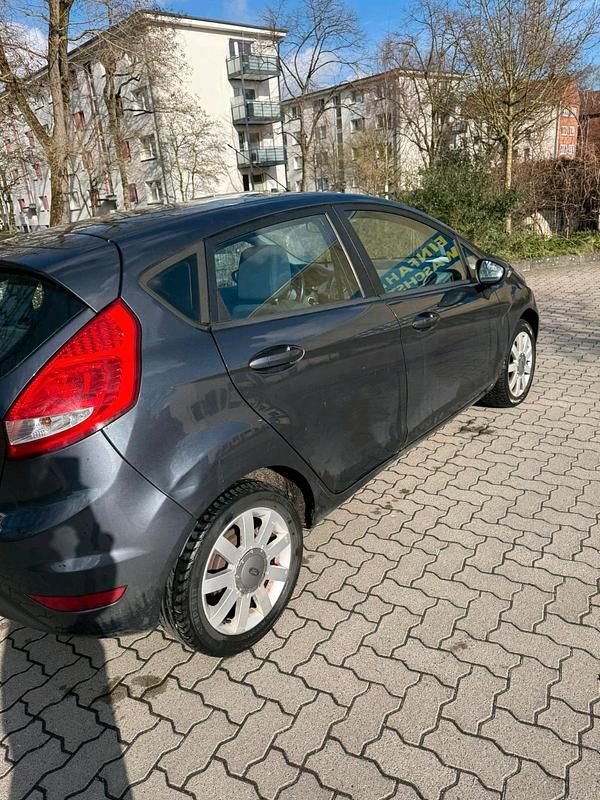 Gebraucht Ford Fiesta 2011 Blau Kleinwagen