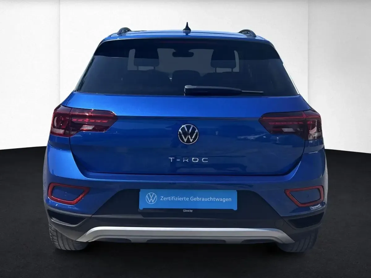Gebraucht VW T-Roc Life 150 PS (110 kW) 2022 Blau SUV