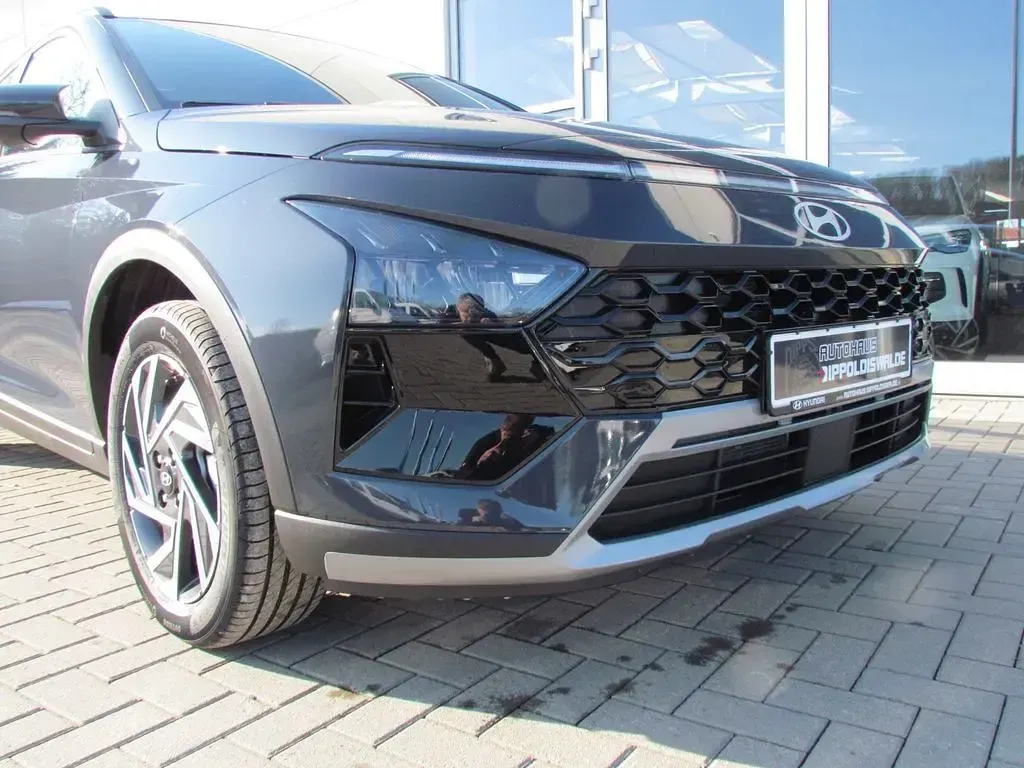 Neu Hyundai Bayon Trend 101 PS (74 kW) 2025 Grau SUV