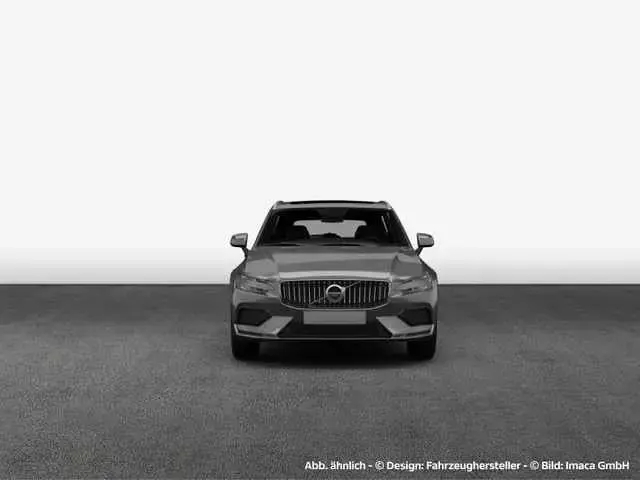 Gebraucht Volvo V60 Plus 257 PS (189 kW) 2024 Vapour grey metallic Kombi