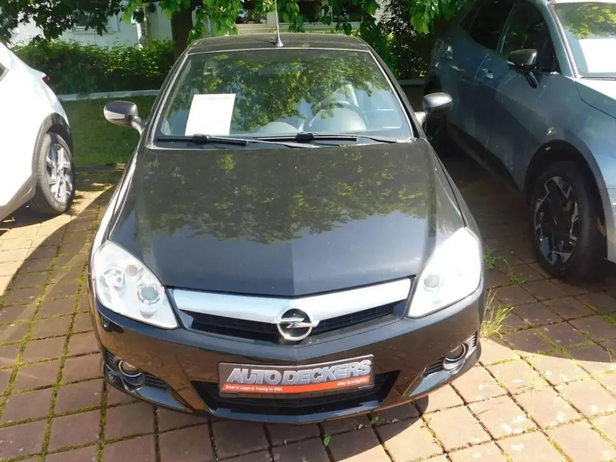 Gebraucht Opel Tigra 90 PS (66 kW) 2006 Schwarz Cabrio